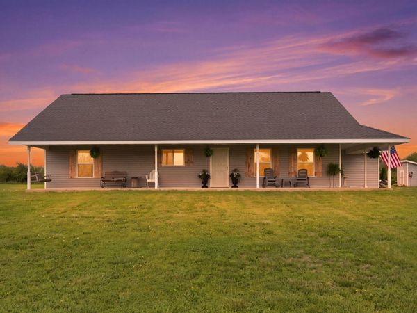 8855 Lawrence 2220 , Monett, MO 65708