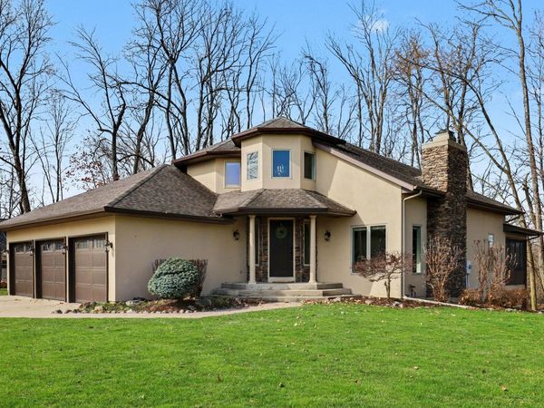 2011 Knollpoint Drive NE, Ada, MI 49301