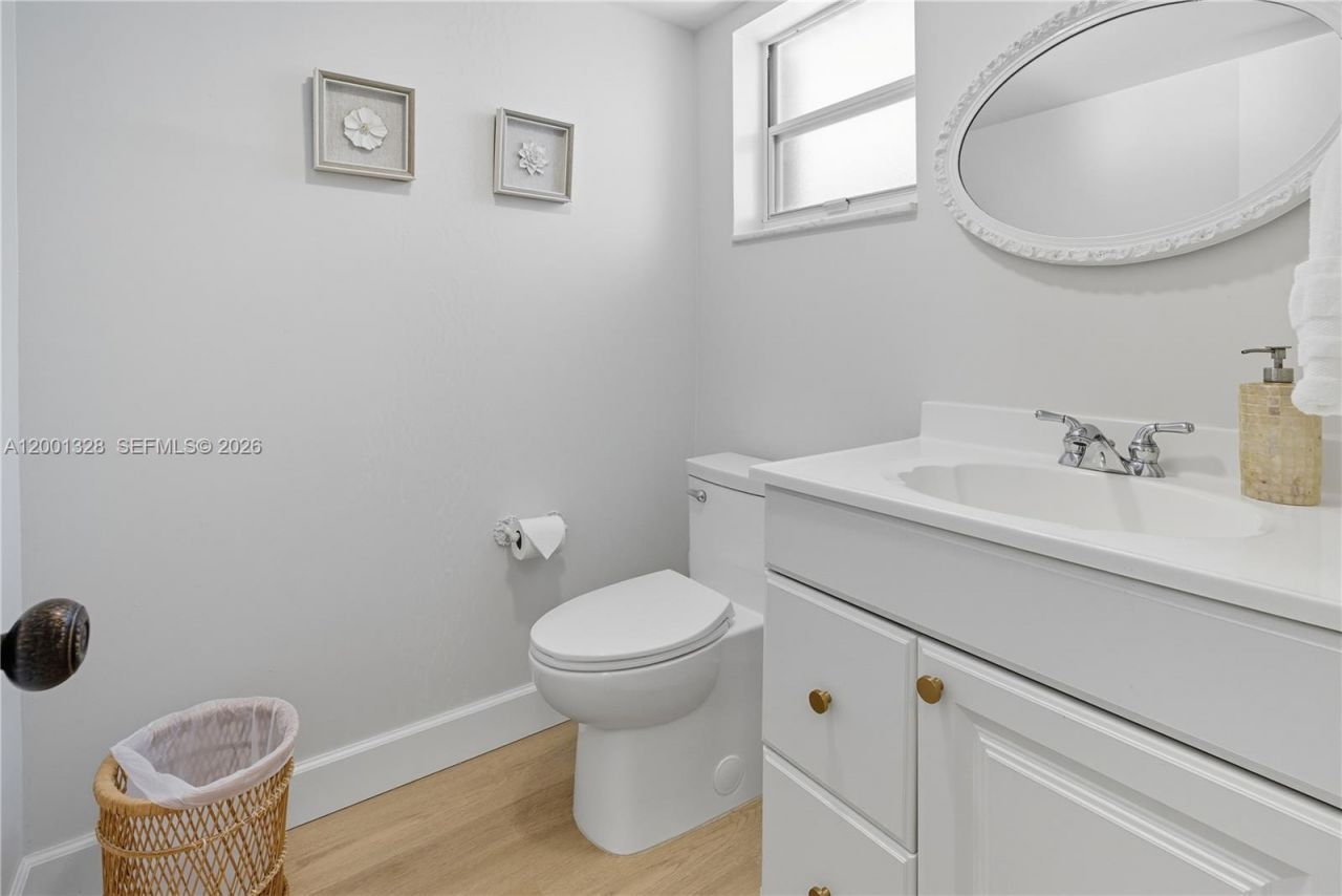 1501 S Ocean Blvd, Unit 117, Lauderdale by the Sea, FL 33062 Photo