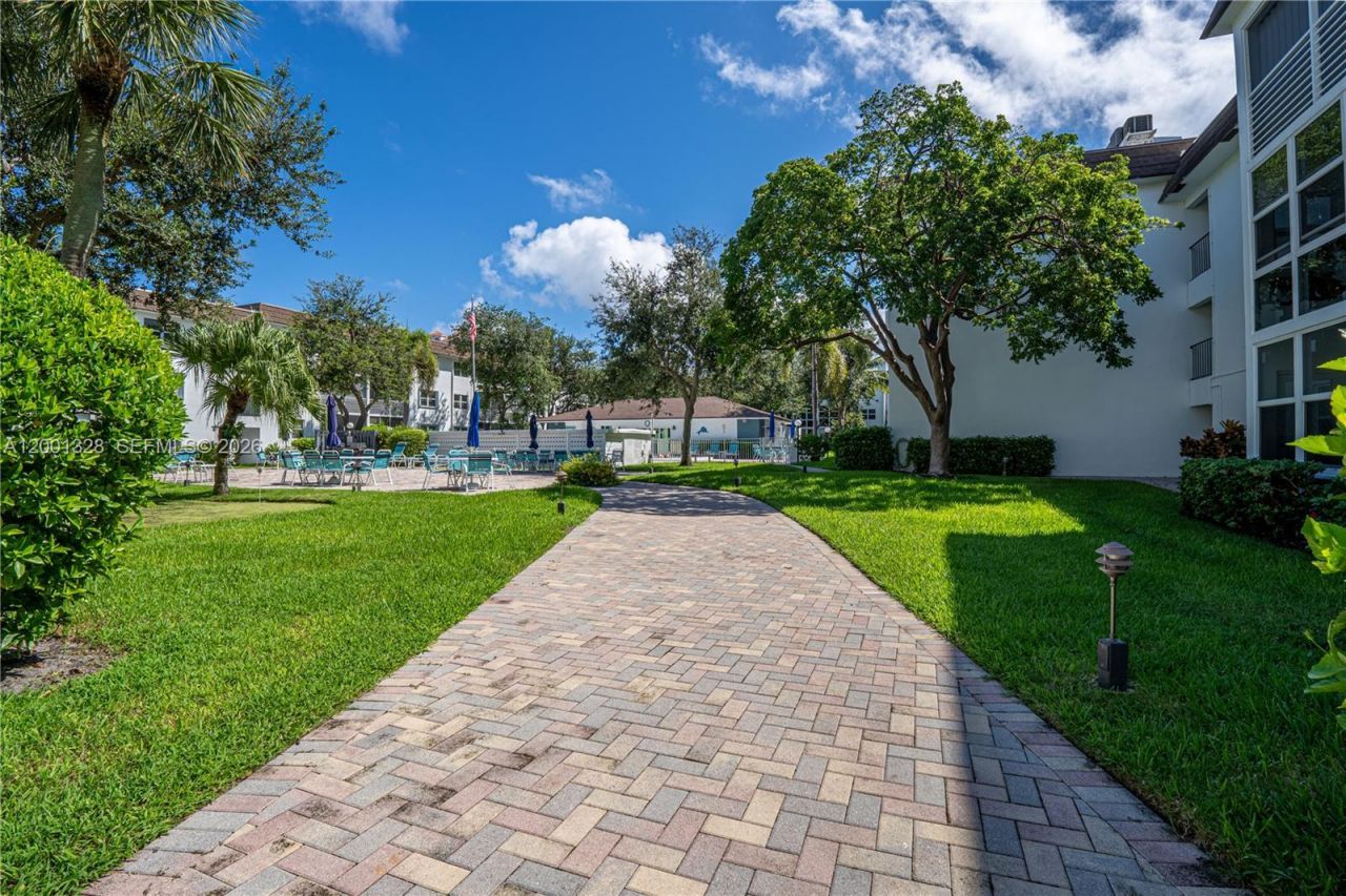 1501 S Ocean Blvd, Unit 117, Lauderdale by the Sea, FL 33062 Photo