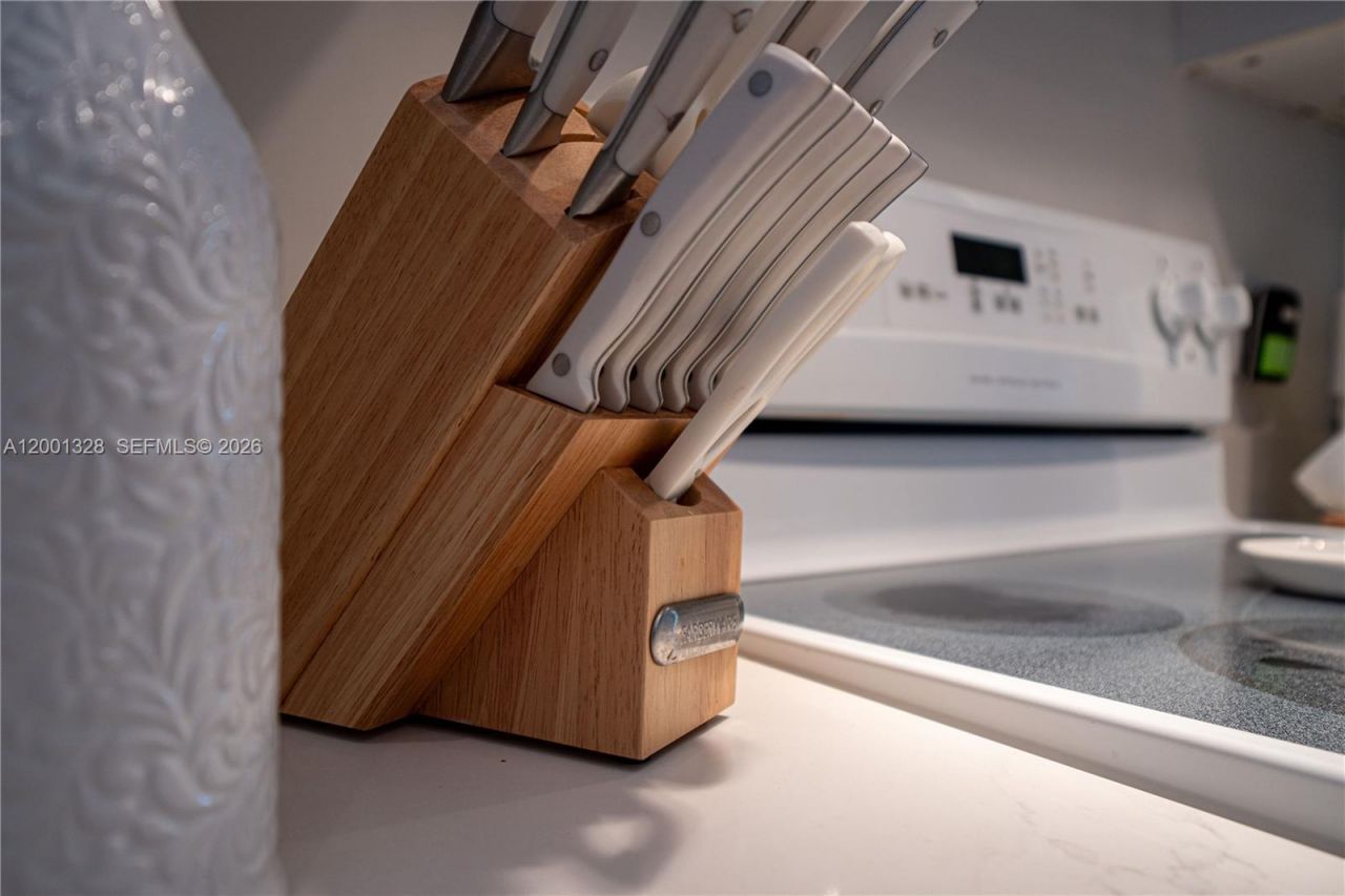 1501 S Ocean Blvd, Unit 117, Lauderdale by the Sea, FL 33062 Photo