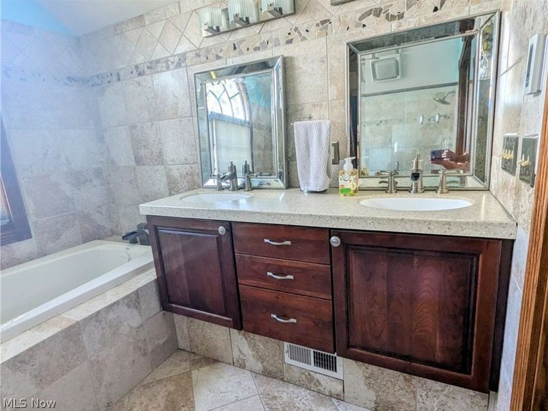 7394 Hart Street, Mentor, OH 44060 Photo 41