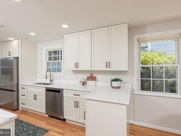 571 WOODBINE AVENUE, BALTIMORE, MD 21204
