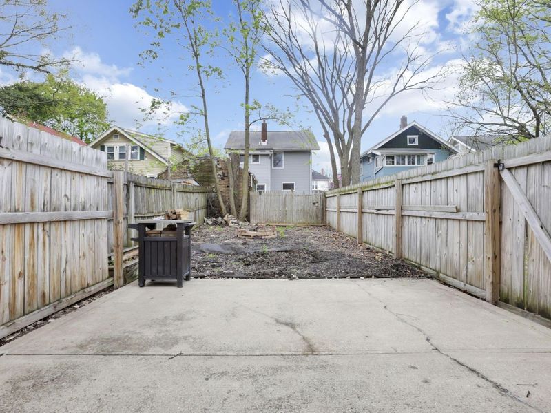 39 W Ramlow Alley , Columbus, OH 43202 Photo 20