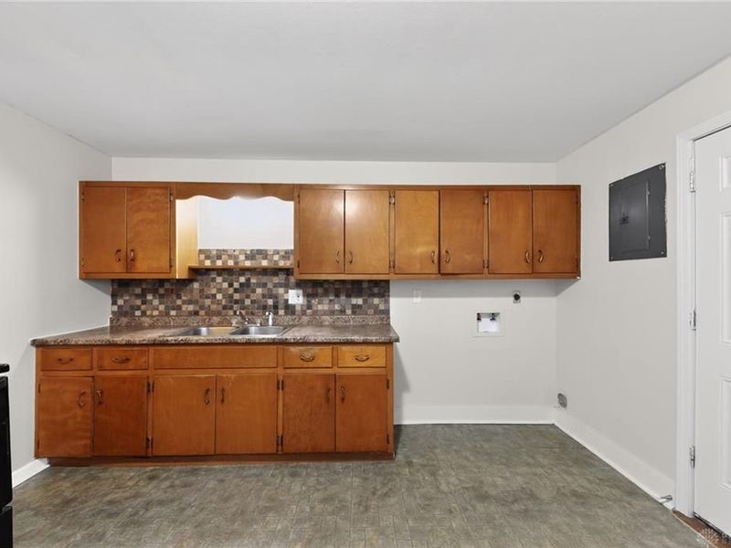 110 Elmwood Drive, Springboro, OH 45066 Photo 33