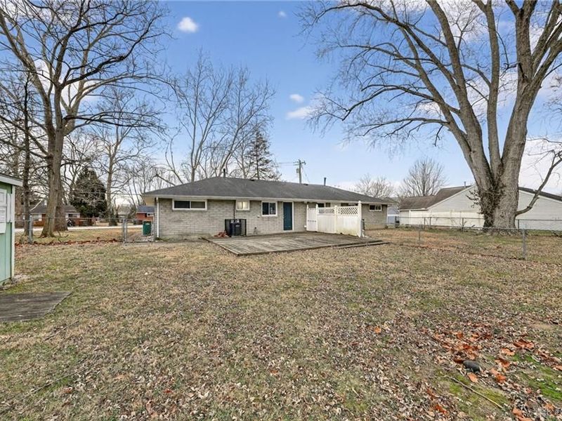 110 Elmwood Drive, Springboro, OH 45066 Photo 8