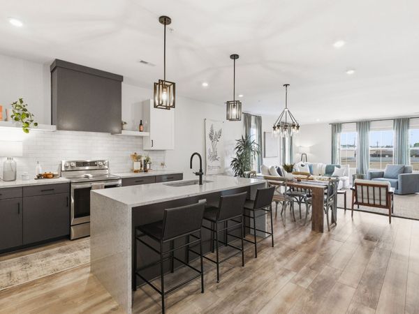 2060 Edison Park Ln, Nashville, TN 37209