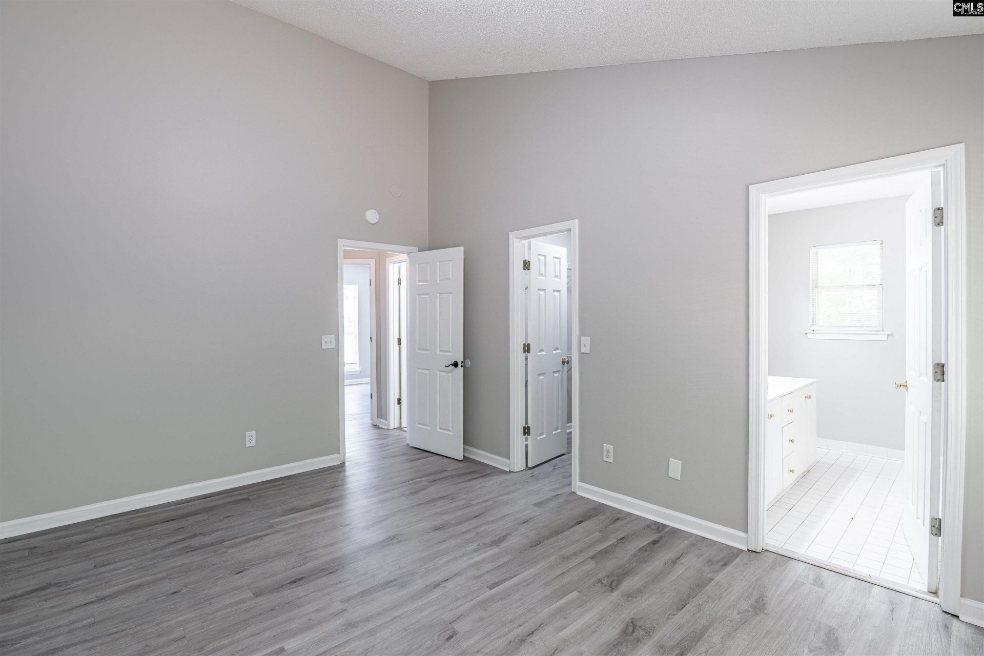 117 Scanley Road Photo 13