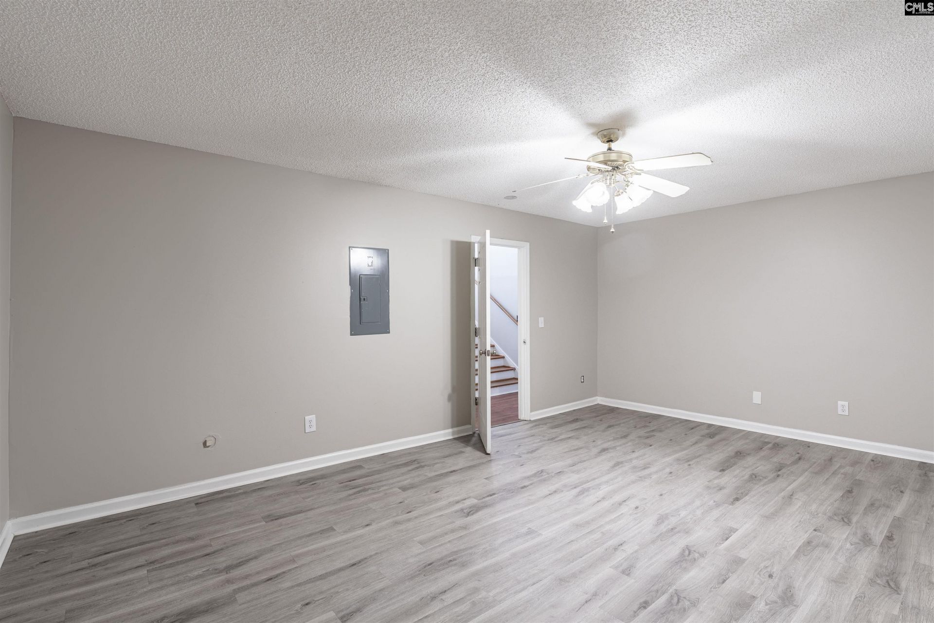 117 Scanley Road Photo 23