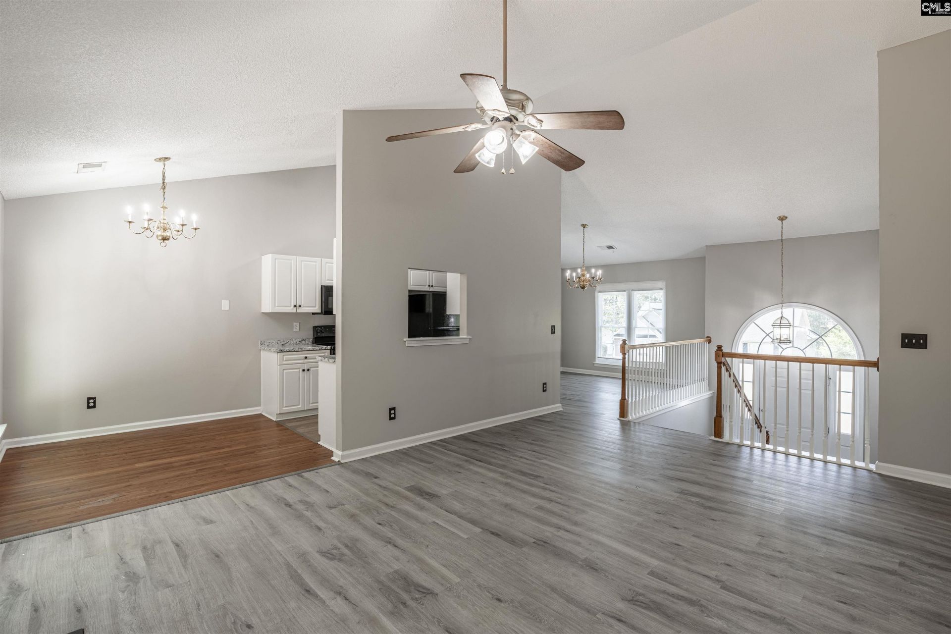 117 Scanley Road Photo 6