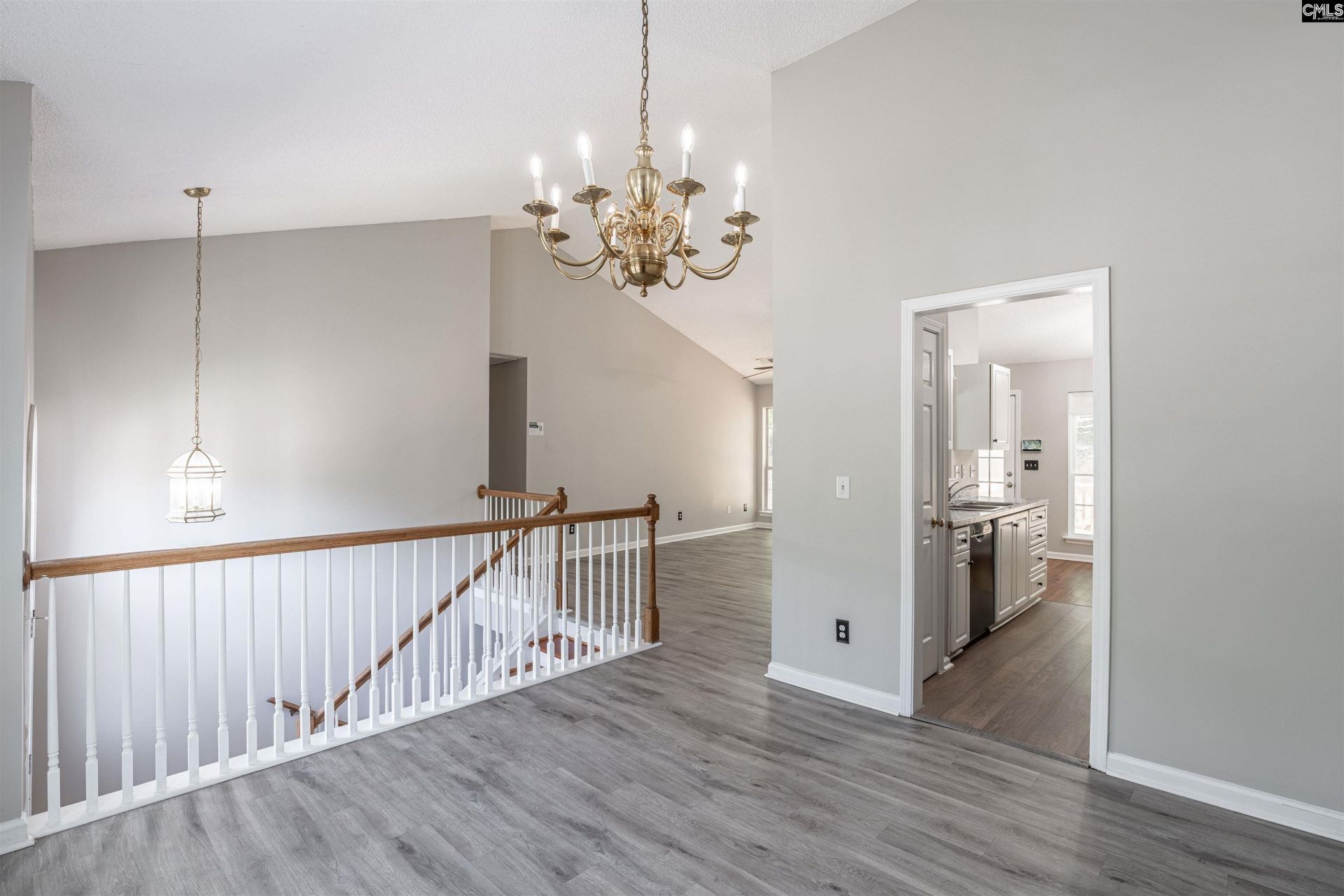 117 Scanley Road Photo 7