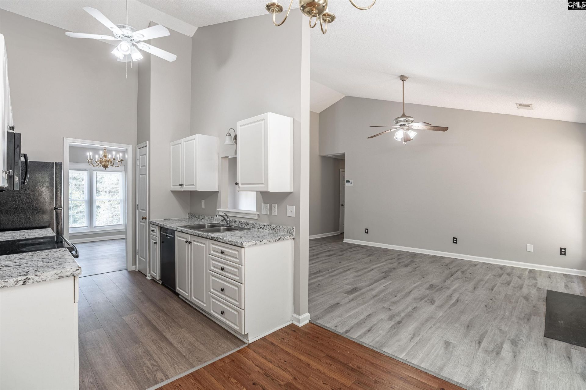 117 Scanley Road Photo 9