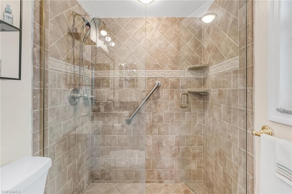 1022 SE 17th Ave, Cape Coral, FL 33990 Photo