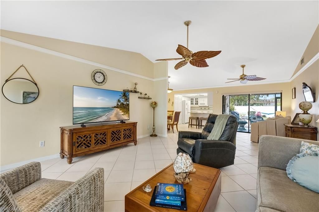 1022 SE 17th Ave, Cape Coral, FL 33990 Photo