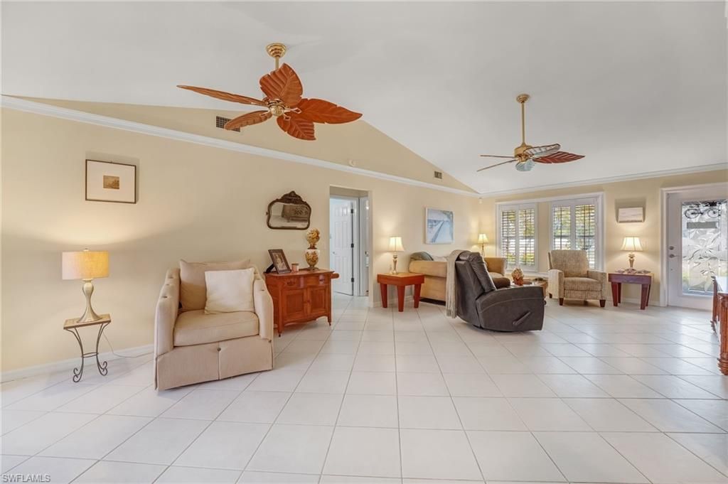 1022 SE 17th Ave, Cape Coral, FL 33990 Photo