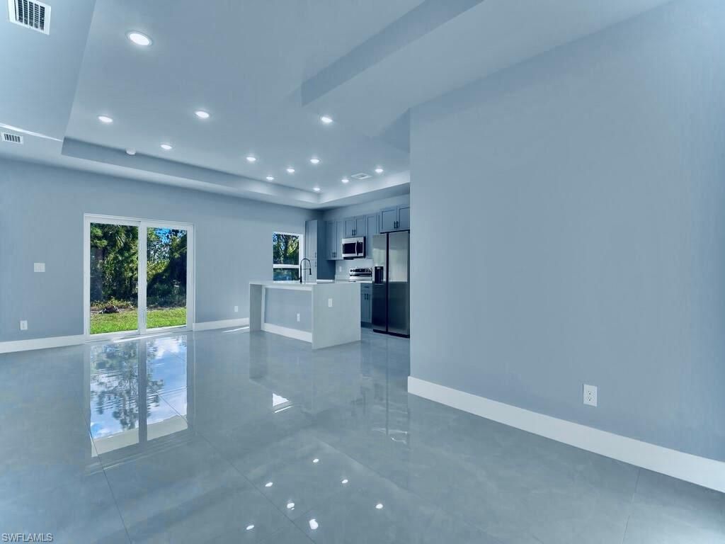 1040 Candlelight Dr, Lehigh Acres, FL 33974 Photo