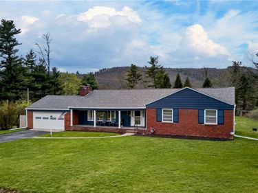 501 Pinewood Circle , Elmira, NY 14905