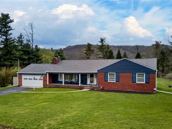 501 Pinewood Circle , Elmira, NY 14905