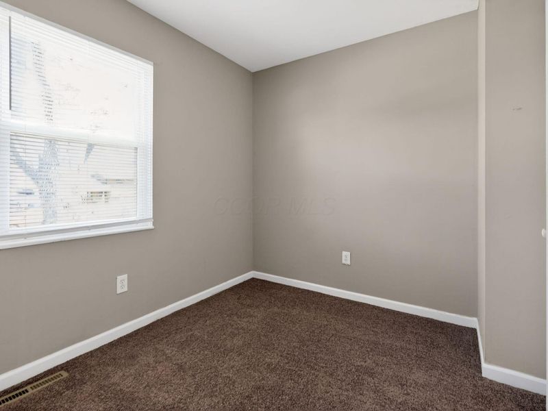 5373 Deforest Drive , Columbus, OH 43232 Photo 10