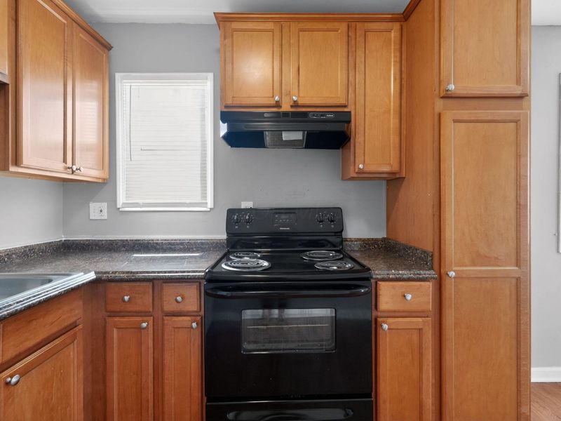 5373 Deforest Drive , Columbus, OH 43232 Photo 13