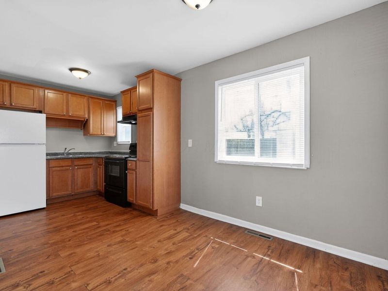 5373 Deforest Drive , Columbus, OH 43232 Photo 16