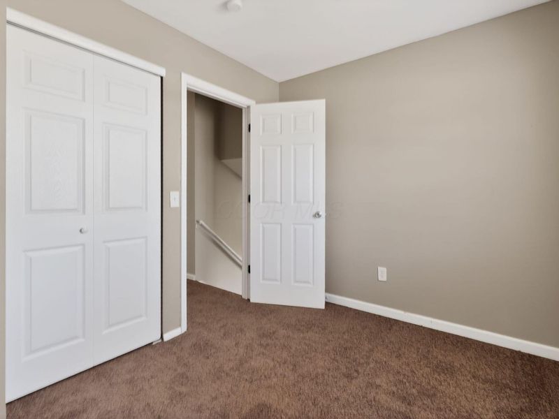 5373 Deforest Drive , Columbus, OH 43232 Photo 18