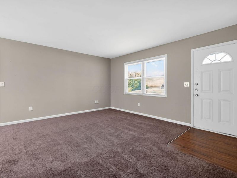 5373 Deforest Drive , Columbus, OH 43232 Photo 4