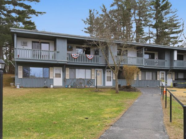 28 Chandler Avenue, Unit 3, Plaistow, NH 03865