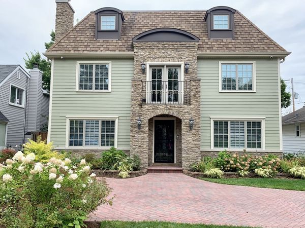 131 MONTGOMERY Lane , Glenview, IL 60025