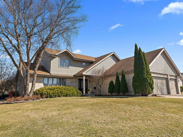 17915 Crooked Creek Court , Orland Park, IL 60467