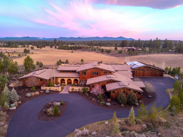 19100 Macalpine Loop, Bend, OR 97702