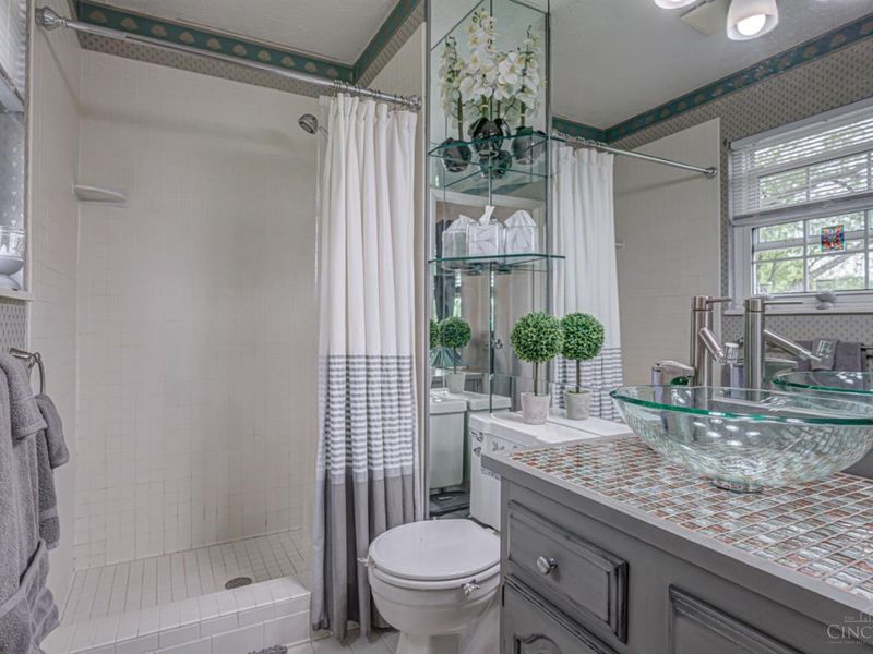 5109 Whitmore Drive, Delhi Twp, OH 45238 Photo 22