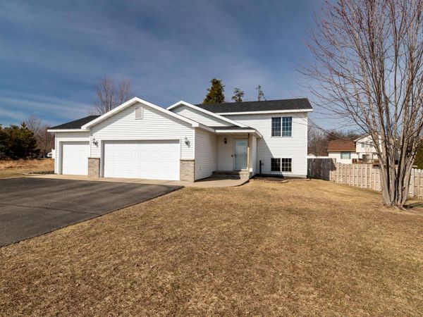 6154 Ottertail Circle , Baxter, MN 56425