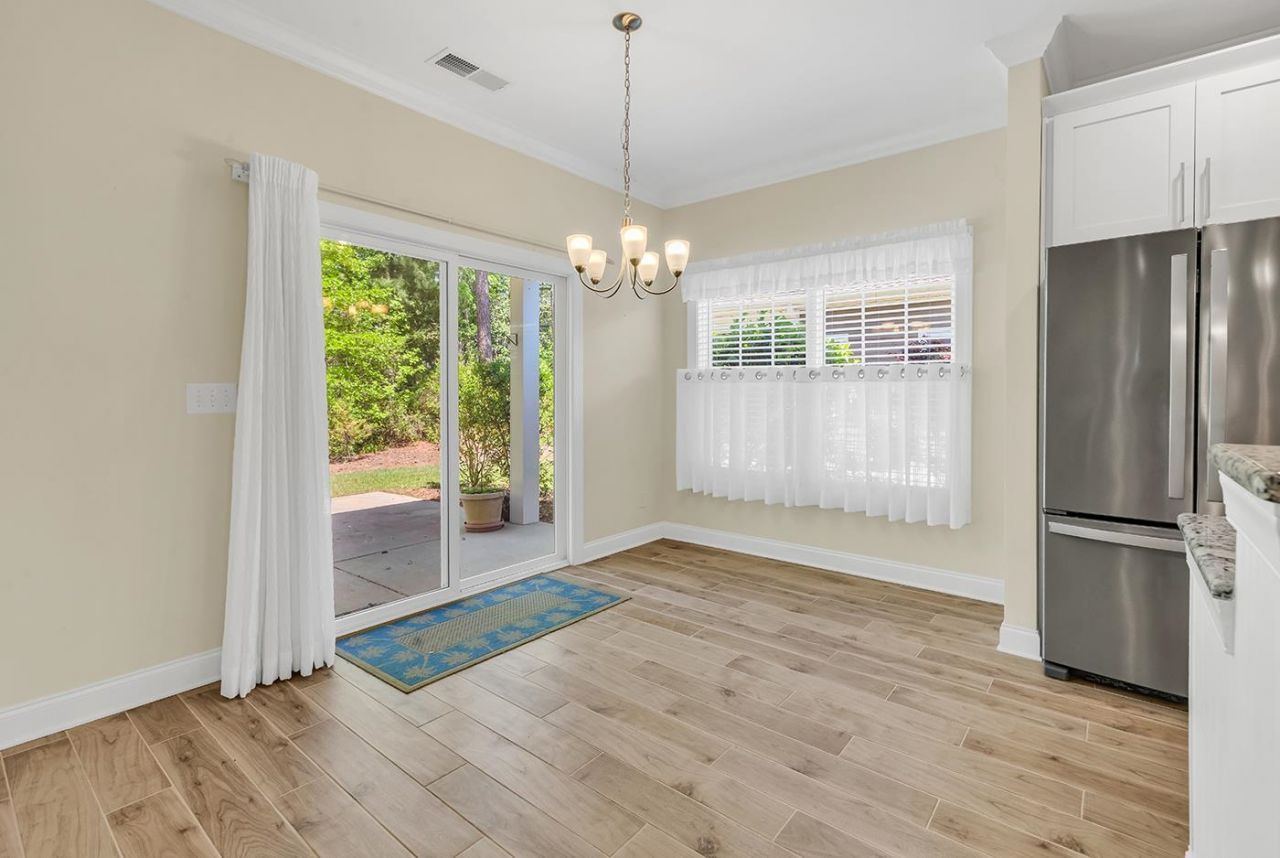 220 Swallowtail Ct. Photo 12