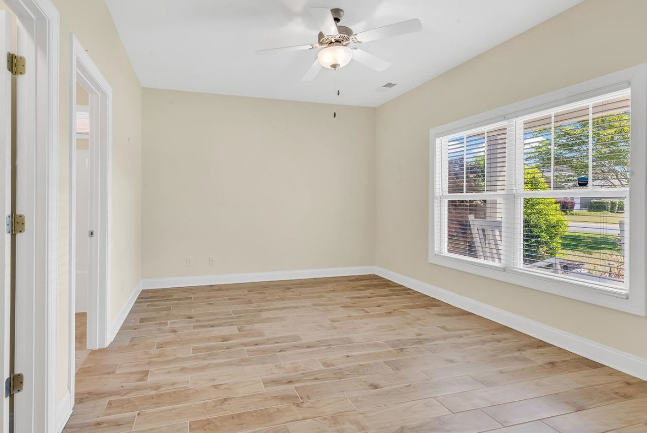 220 Swallowtail Ct. Photo 20
