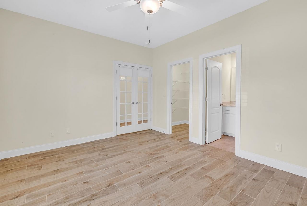 220 Swallowtail Ct. Photo 23