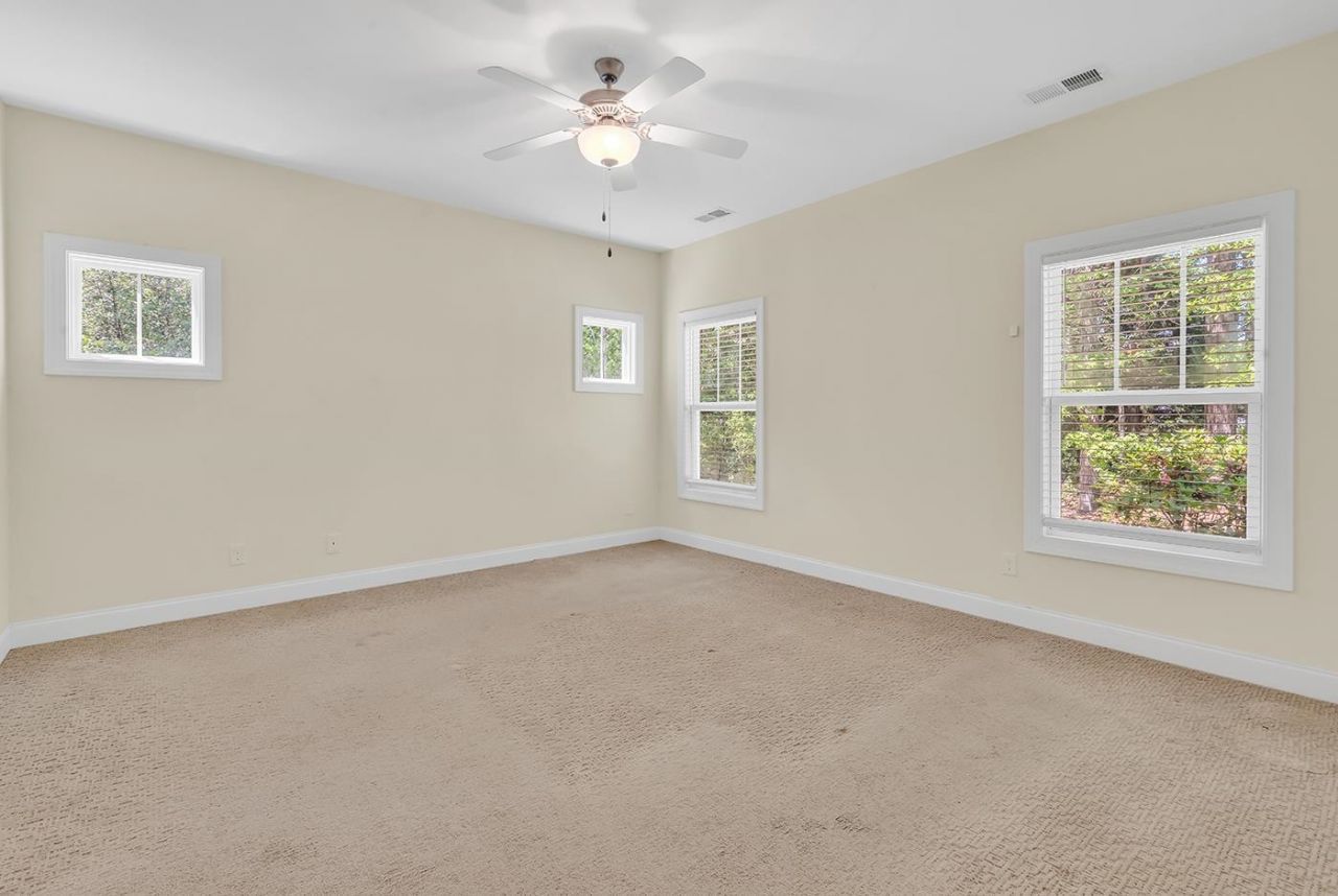 220 Swallowtail Ct. Photo 32
