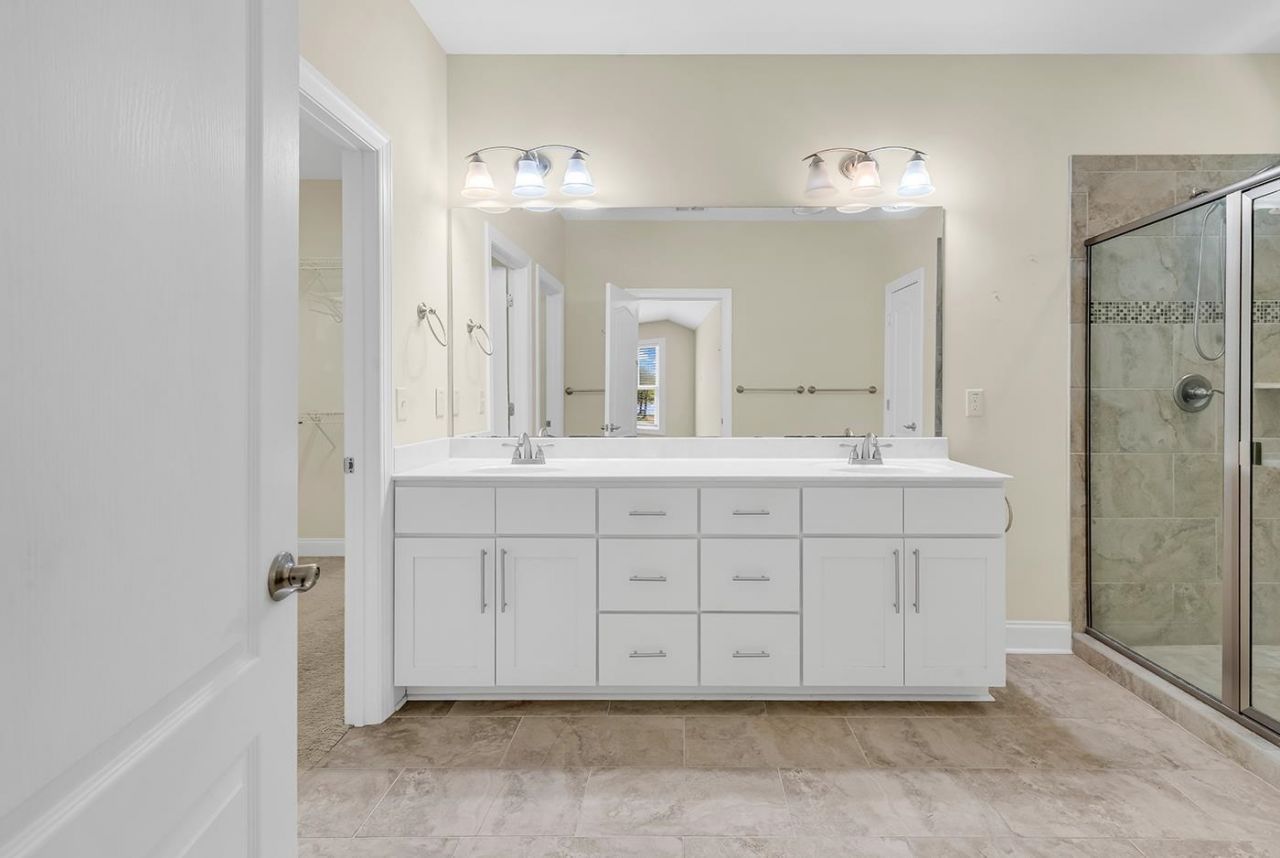 220 Swallowtail Ct. Photo 35
