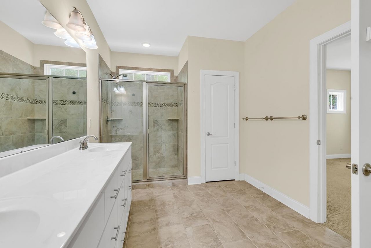 220 Swallowtail Ct. Photo 38