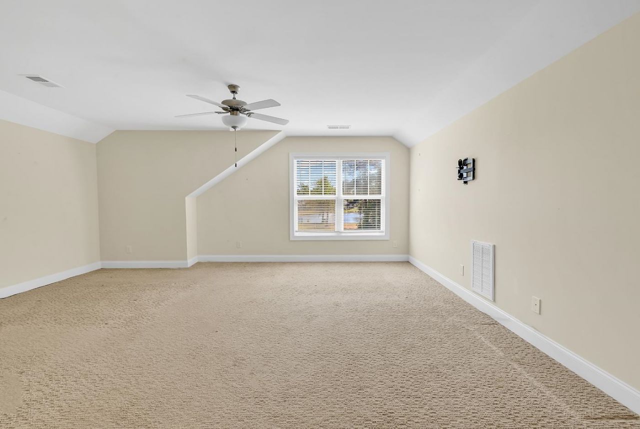 220 Swallowtail Ct. Photo 46