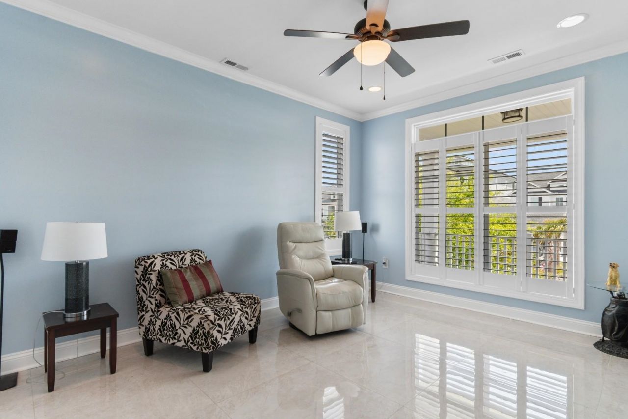 338 Harbour View Dr. Photo 17