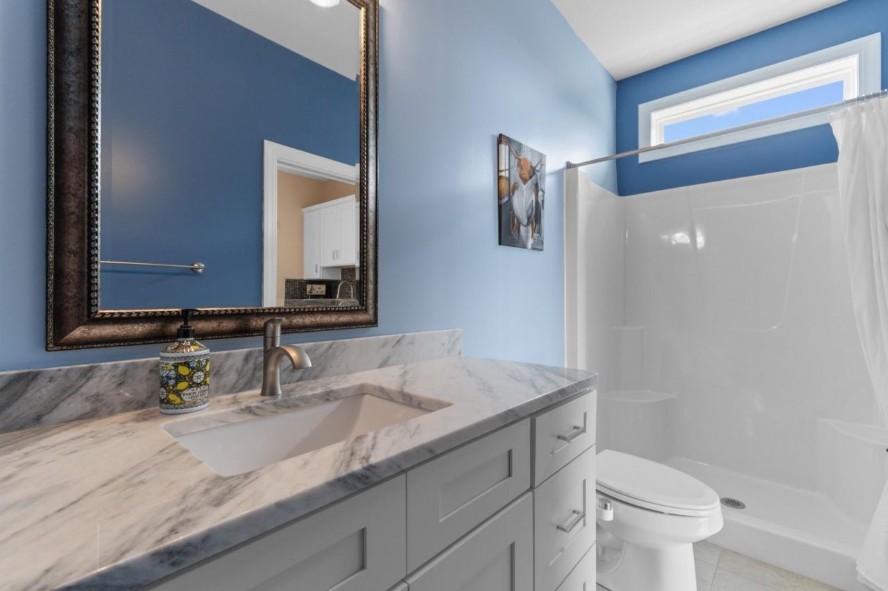 338 Harbour View Dr. Photo 28