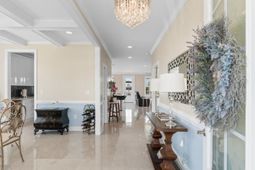 338 Harbour View Dr. photo 4