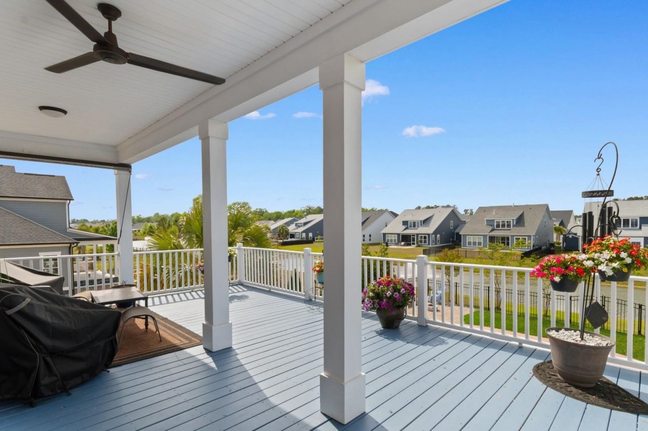 338 Harbour View Dr. Photo 32