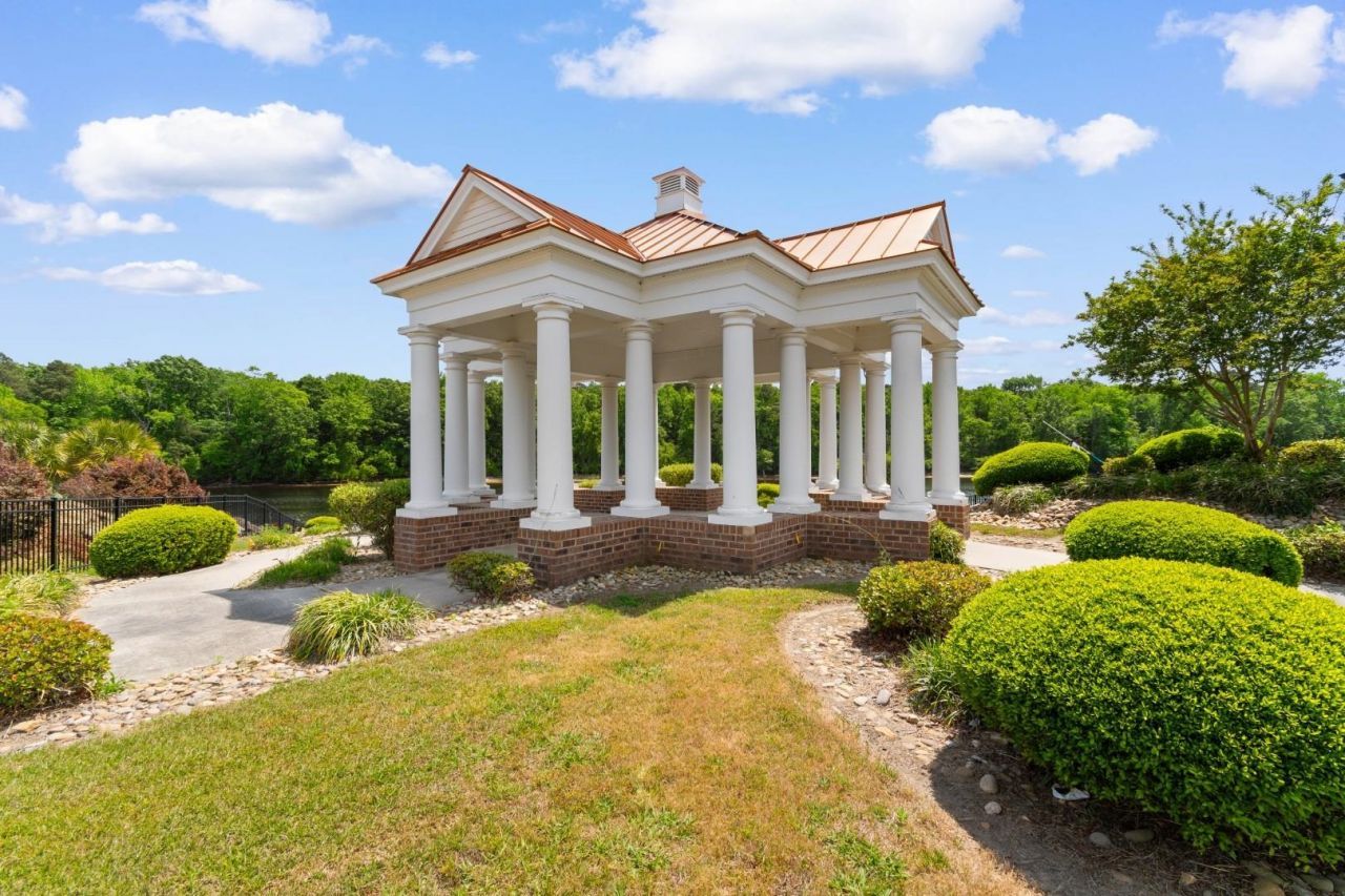 338 Harbour View Dr. Photo 43