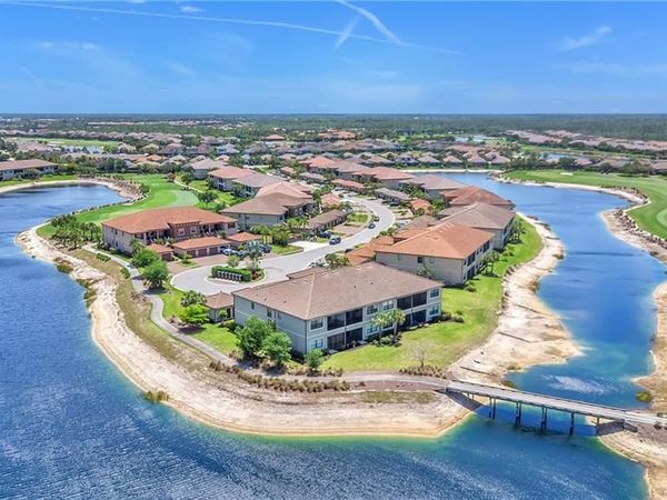 9403 Pocida CT, Unit 203, NAPLES, FL 34119