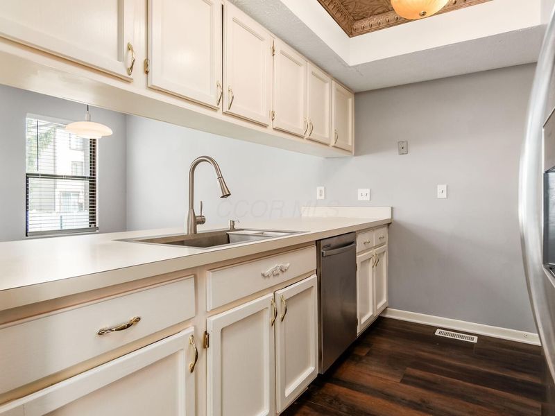 3710 Harborough Drive, Columbus, OH 43230 Photo 12