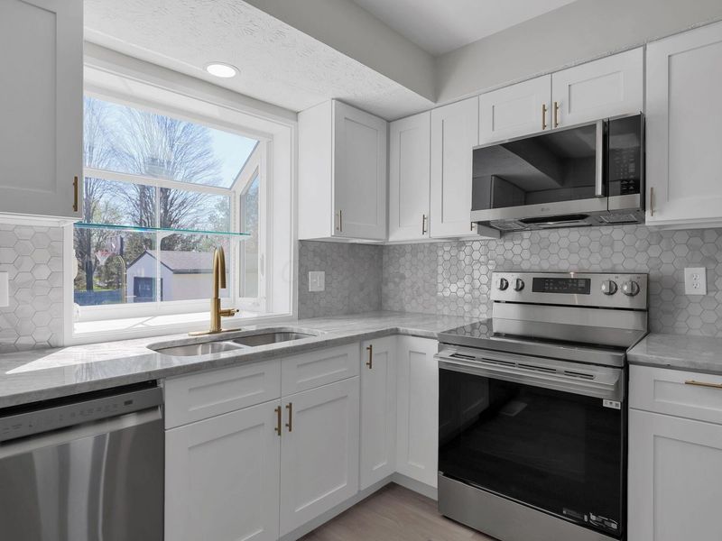 6347 Moundview Place, Grove City, OH 43123 Photo 14