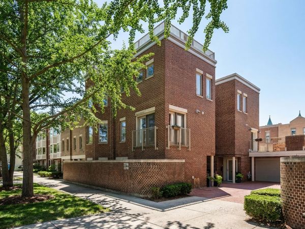 2316 N Lakewood Avenue, Chicago, IL 60614