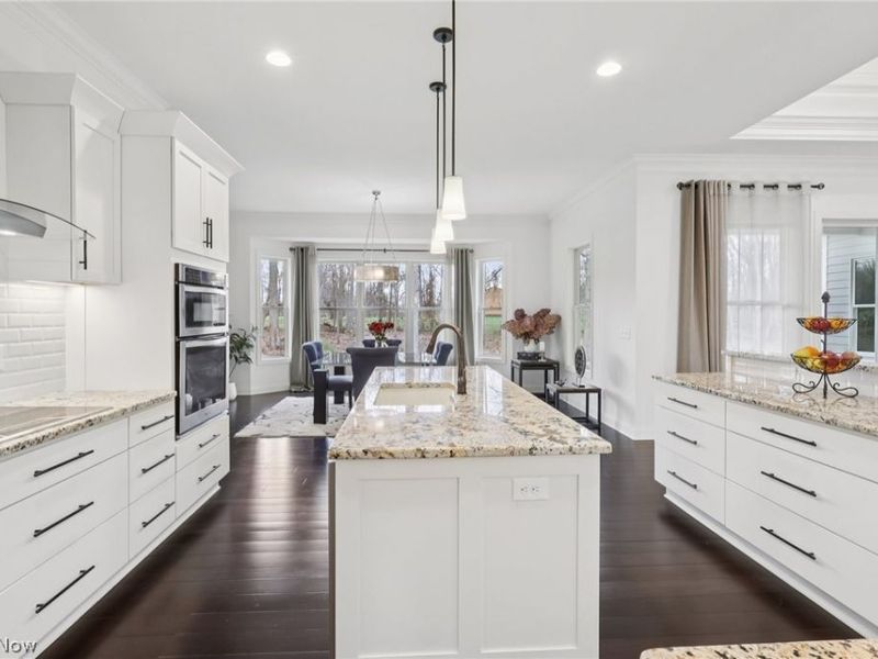 380 Crown Ridge Drive, Cuyahoga Falls, OH 44223 Photo 12